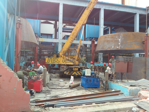 静安安丰钢厂两台脱硫塔共用一台液压泵站